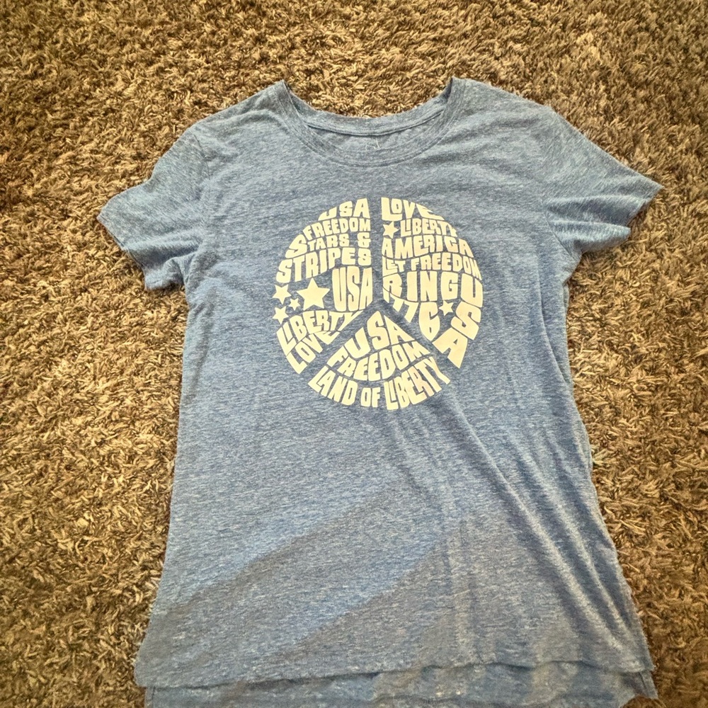 USA Blue Graphic T-Shirt. Women’s size S.